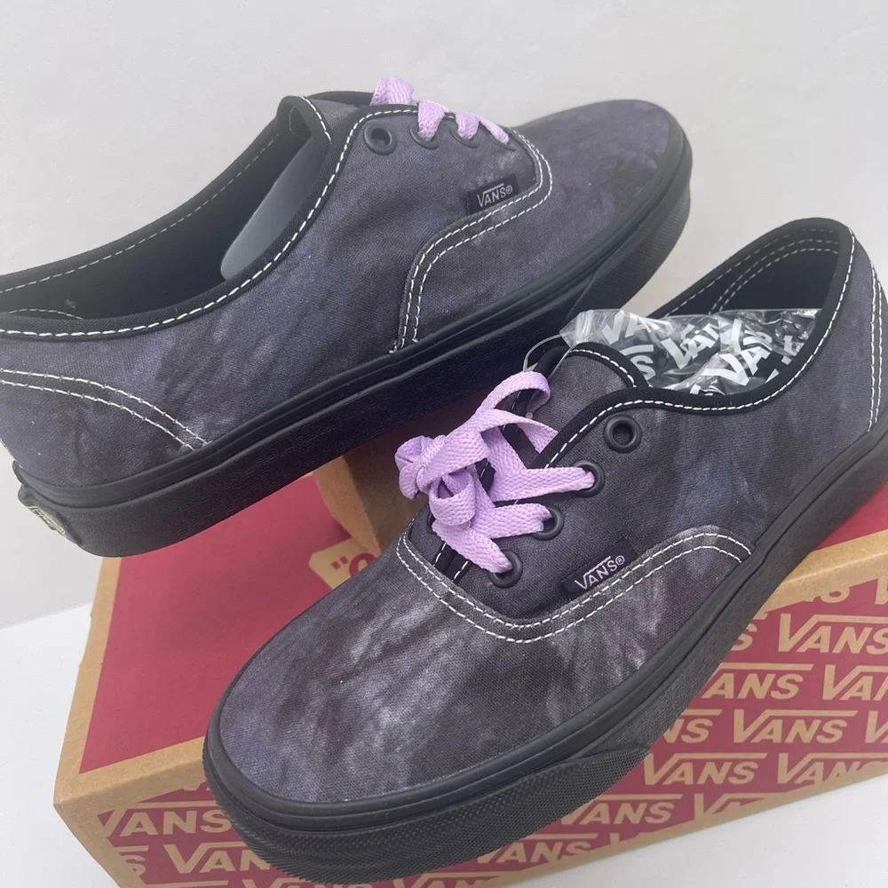 Vans WMNS Authentic Midnight Shift Black/Black Sneakers VN0009PVBKA Lavender